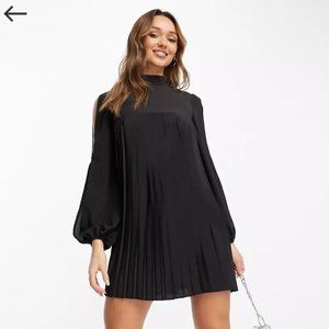 NWT ASOS high neck pleated dress with split sleeves